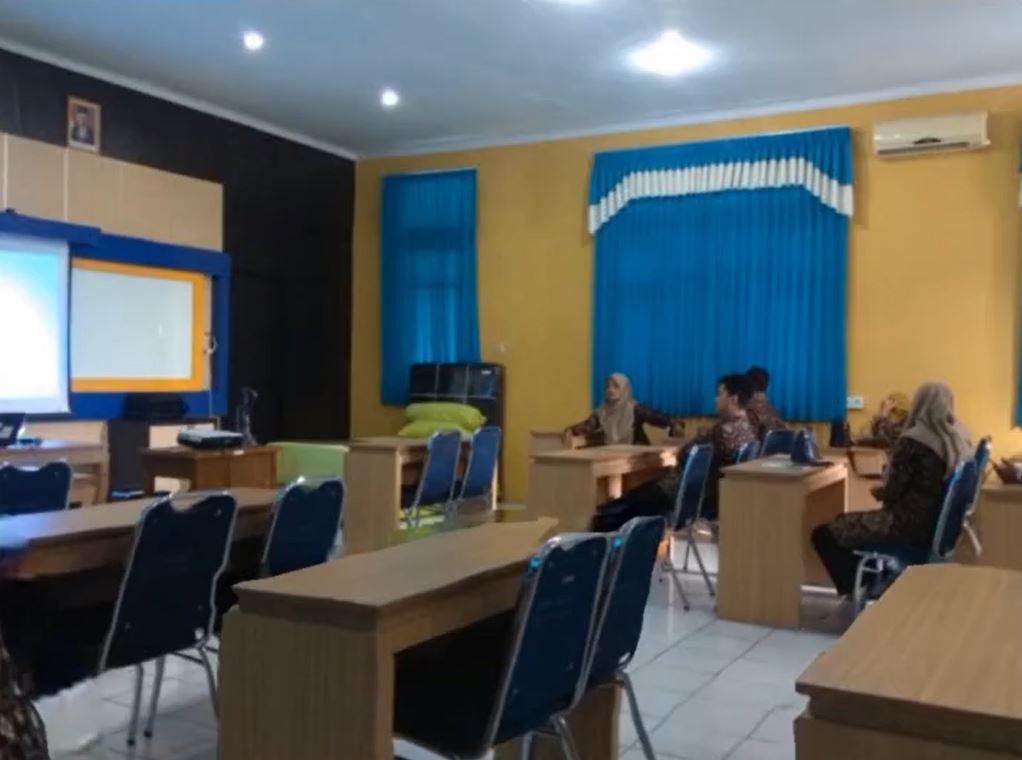 R.Labor-1
